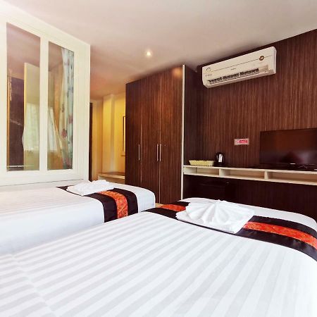 Paksaa Boutique Hotel Patong Exteriör bild