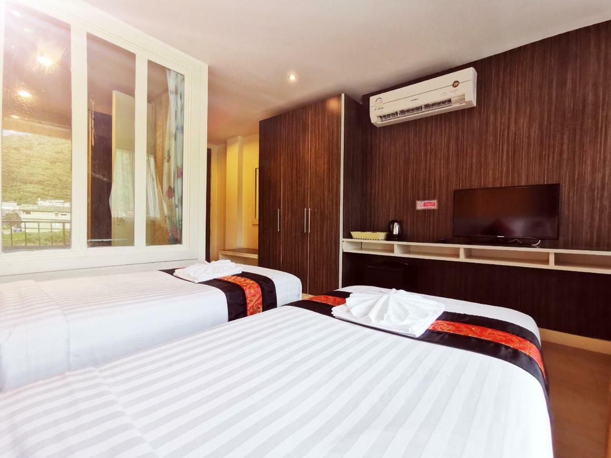 Paksaa Boutique Hotel Patong Exteriör bild
