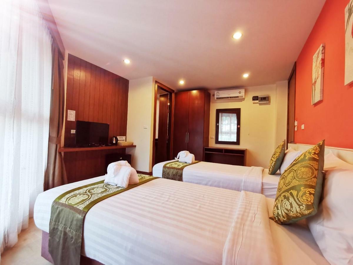 Paksaa Boutique Hotel Patong Exteriör bild