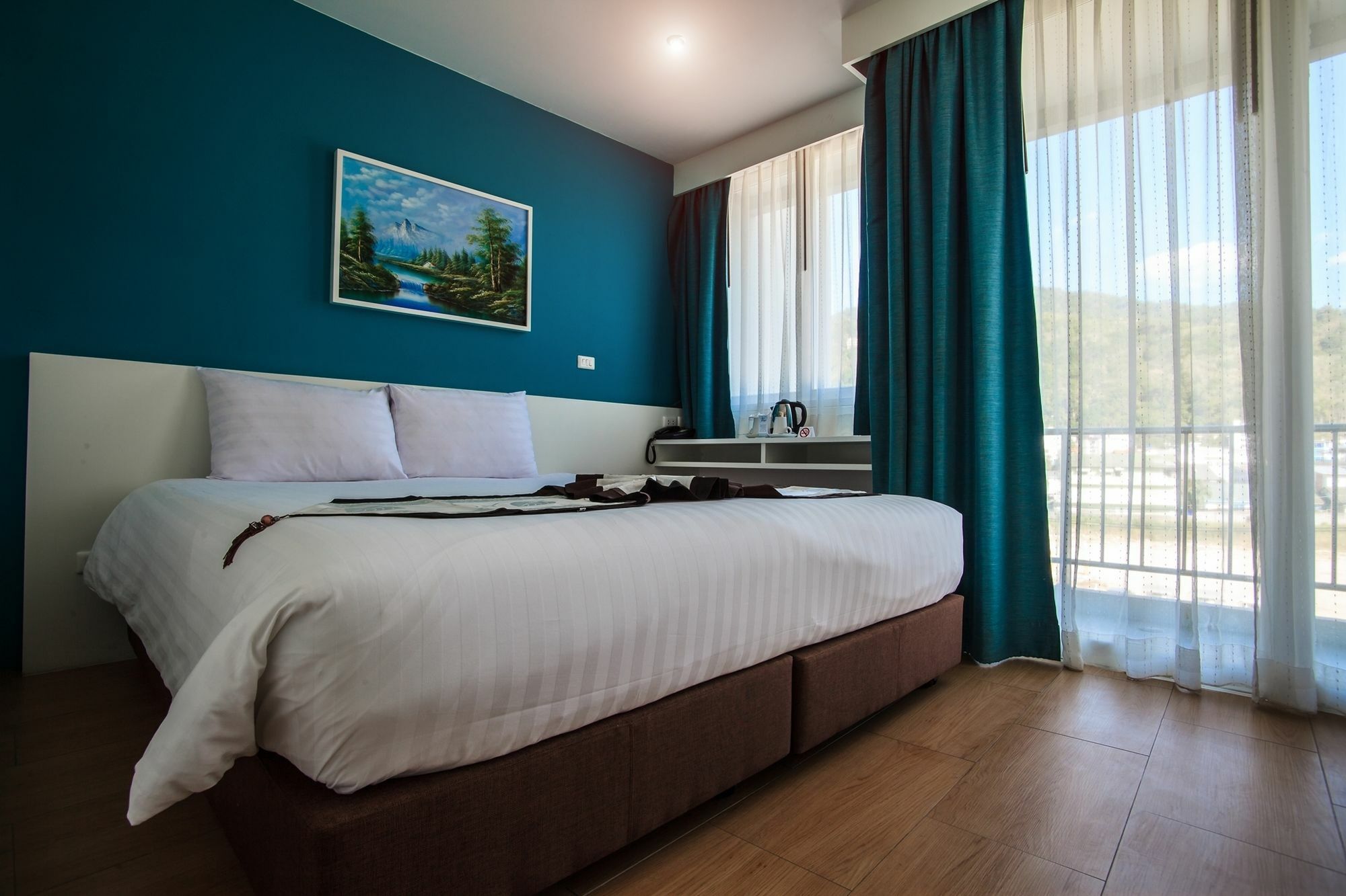 Paksaa Boutique Hotel Patong Exteriör bild